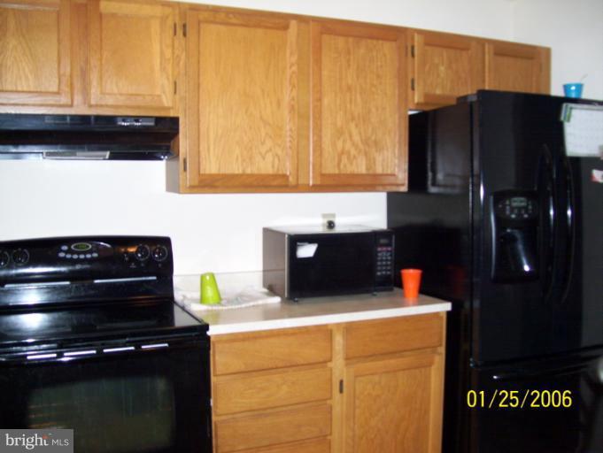 9240 Piscataway Road Clinton, MD 20735 - Photo 7 of 30 Kitchen