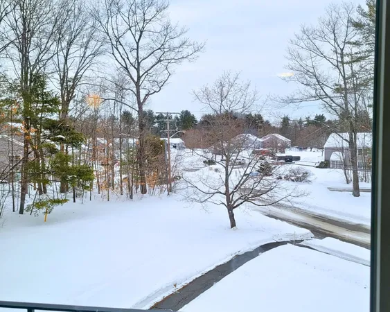 $265,000 | 5 Brookside Drive, Unit 9, Exeter, NH 03833