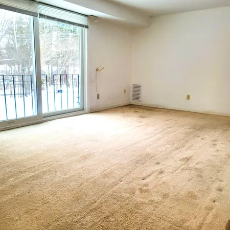 $280,000 | 5 Brookside Drive, Unit 9, Exeter, NH 03833