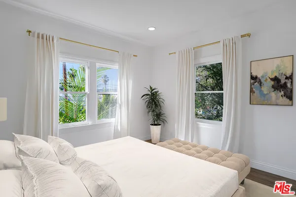 $4,650 | 451 North Orange Grove Avenue, Unit 1/2, Los Angeles, CA 90036