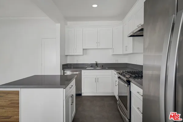 $4,650 | 451 North Orange Grove Avenue, Unit 1/2, Los Angeles, CA 90036