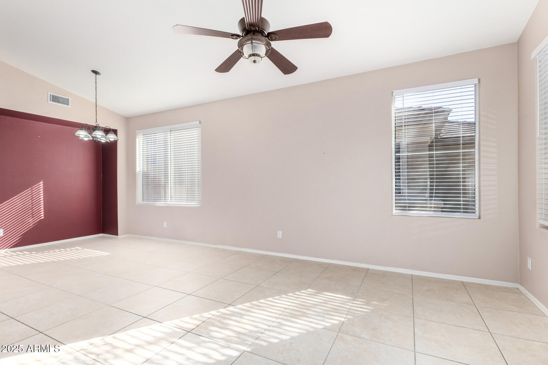 1402 East Shannon Street Chandler, AZ 85225 - Photo 7 of 35 9 - Front Room