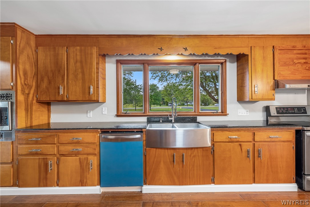 1918 Lake Road Porter, NY 14174 - Photo 17 of 44