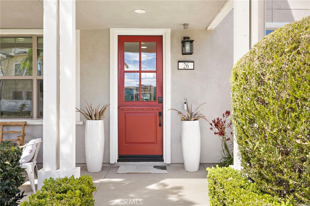 26 Yerra Street Rancho Mission Viejo, CA 92694 - Photo 17 of 75 Bright front entry featuring a bold designer dutch door and clean modern lines.