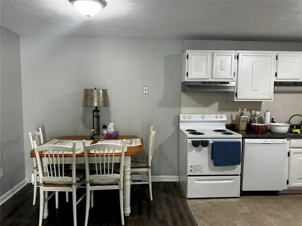 $1,450 | 300 Smithfield Road, Unit B552, North Providence, RI 02904