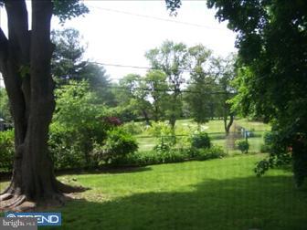 9 Medbury Road Wallingford, PA 19086 - Photo 3 of 5 View