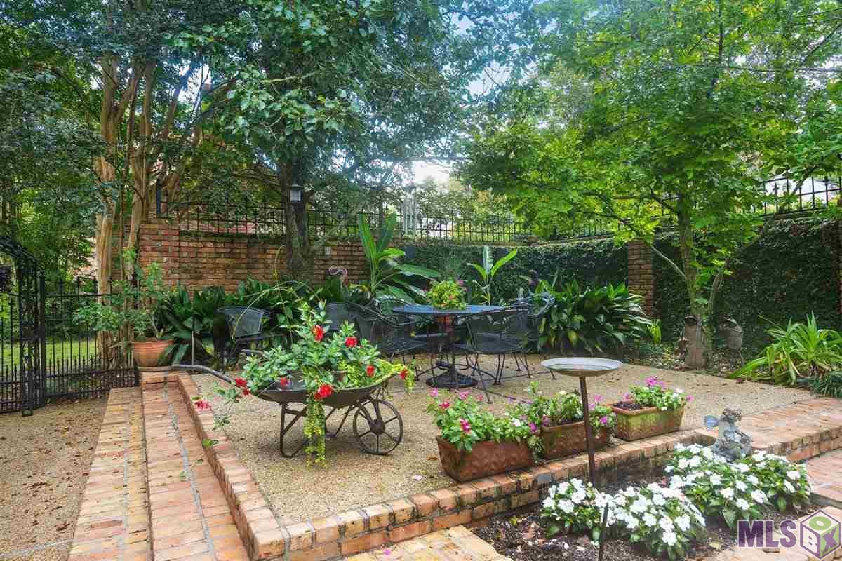 1554 Applewood Road Baton Rouge, LA 70808 - Photo 28 of 45 Gallery Image 28