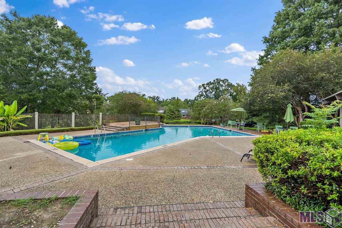 1554 Applewood Road Baton Rouge, LA 70808 - Photo 40 of 45 Clubhouse Pool