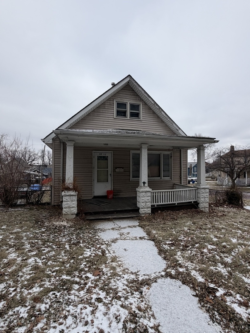 439 5th Avenue Moline, IL 61265 - Photo 2 of 16 a view of a house with a yard