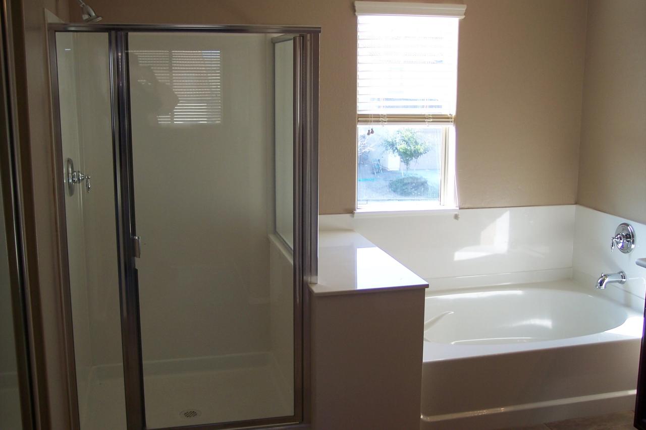 45306 Miramar Road Maricopa, AZ 85139 - Photo 16 of 32 Master Bath