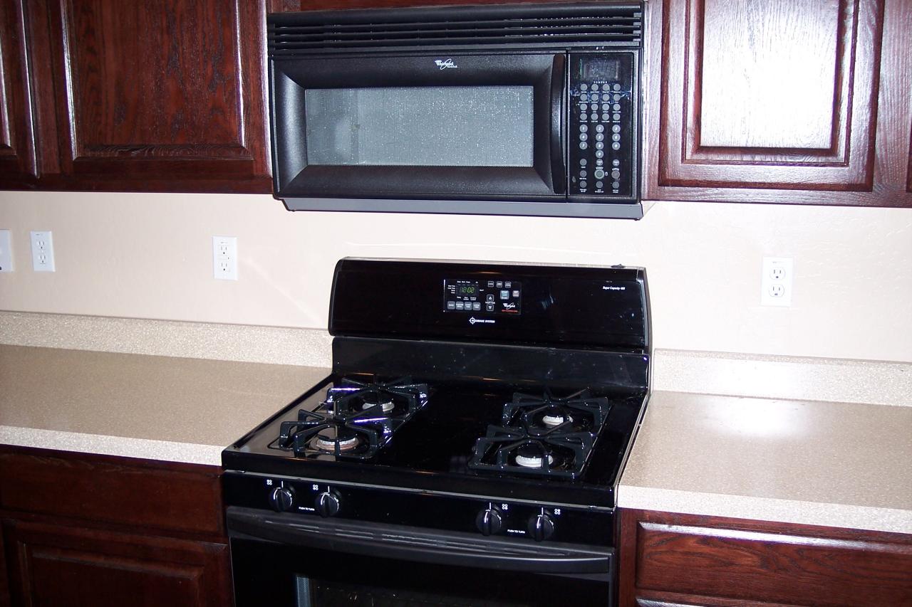 45306 Miramar Road Maricopa, AZ 85139 - Photo 8 of 32 Kitchen 3
