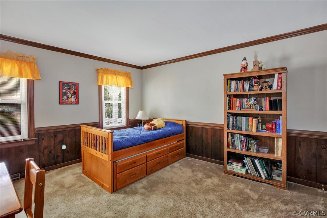 8714 Wishart Road Henrico, VA 23229 - Photo 19 of 35 First Floor Bedroom with Door to Full Bath!