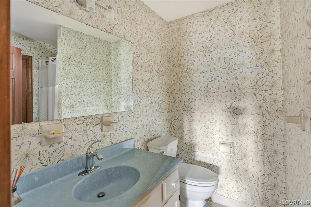 8714 Wishart Road Henrico, VA 23229 - Photo 20 of 35 First Floor Full Bath with Stall Shower: This room
