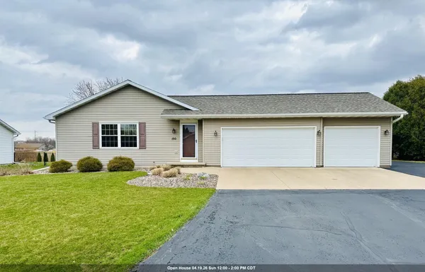 $374,900 | N190 Hopfensperger Road, Appleton, WI 54915