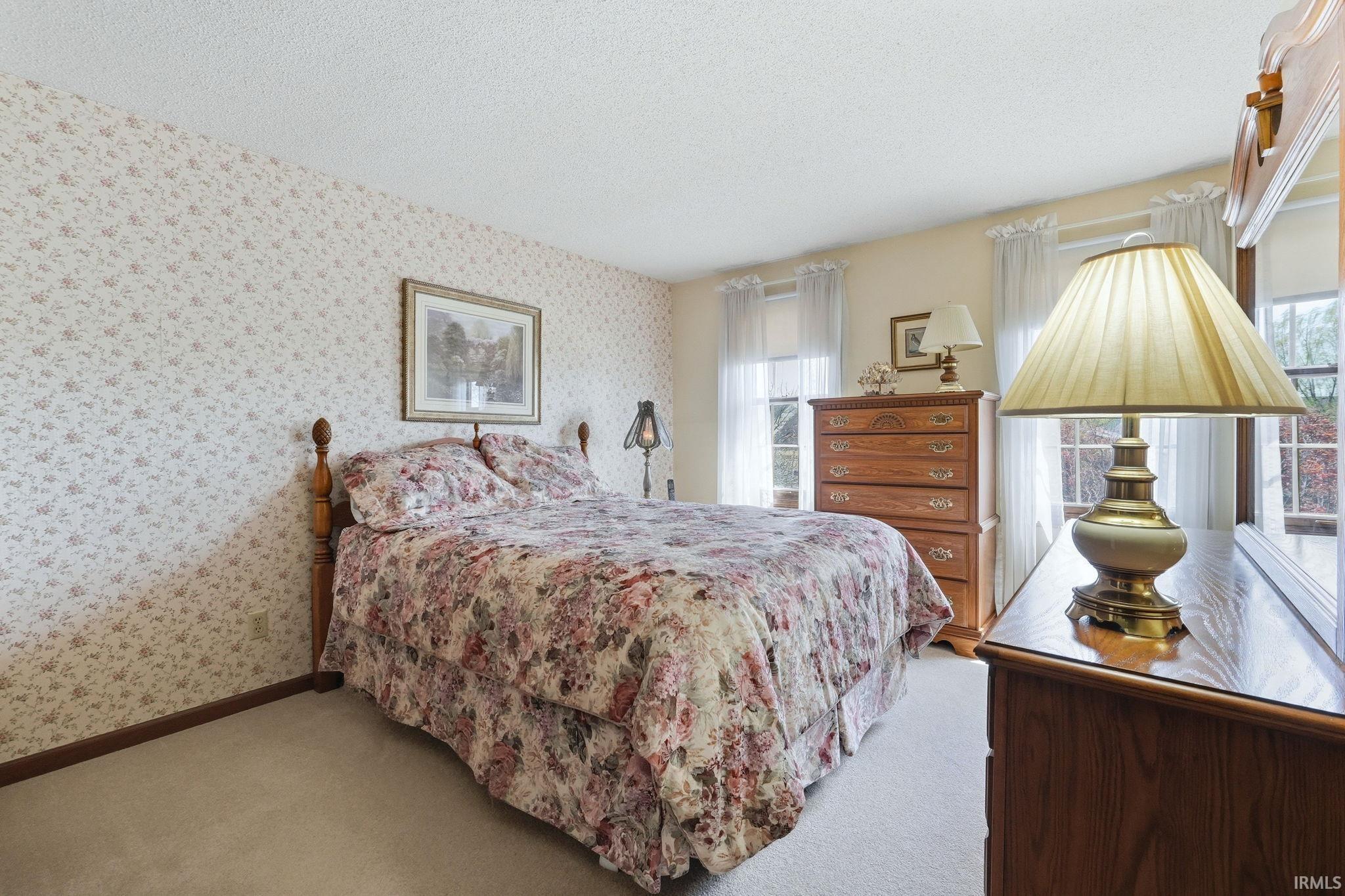 5723 Oak Fall Road Fort Wayne, IN 46845 - Photo 23 of 36