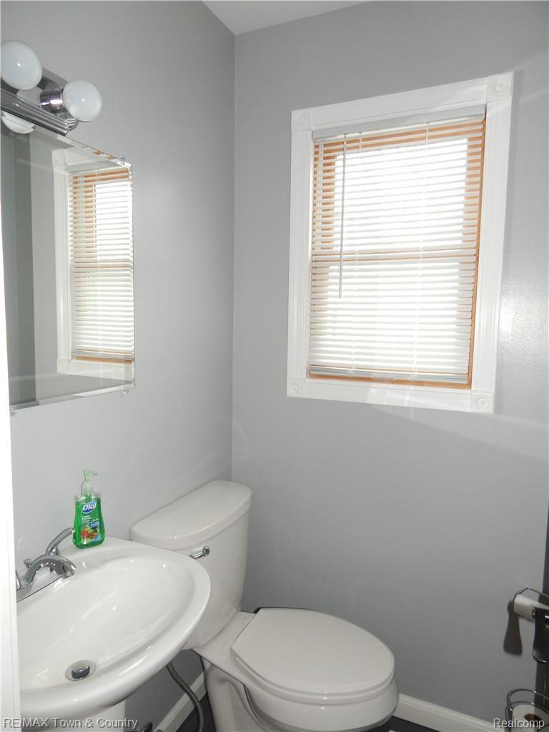 2475 East Dodge Road Clio, MI 48420 - Photo 16 of 32 DSCN9145.JPG
