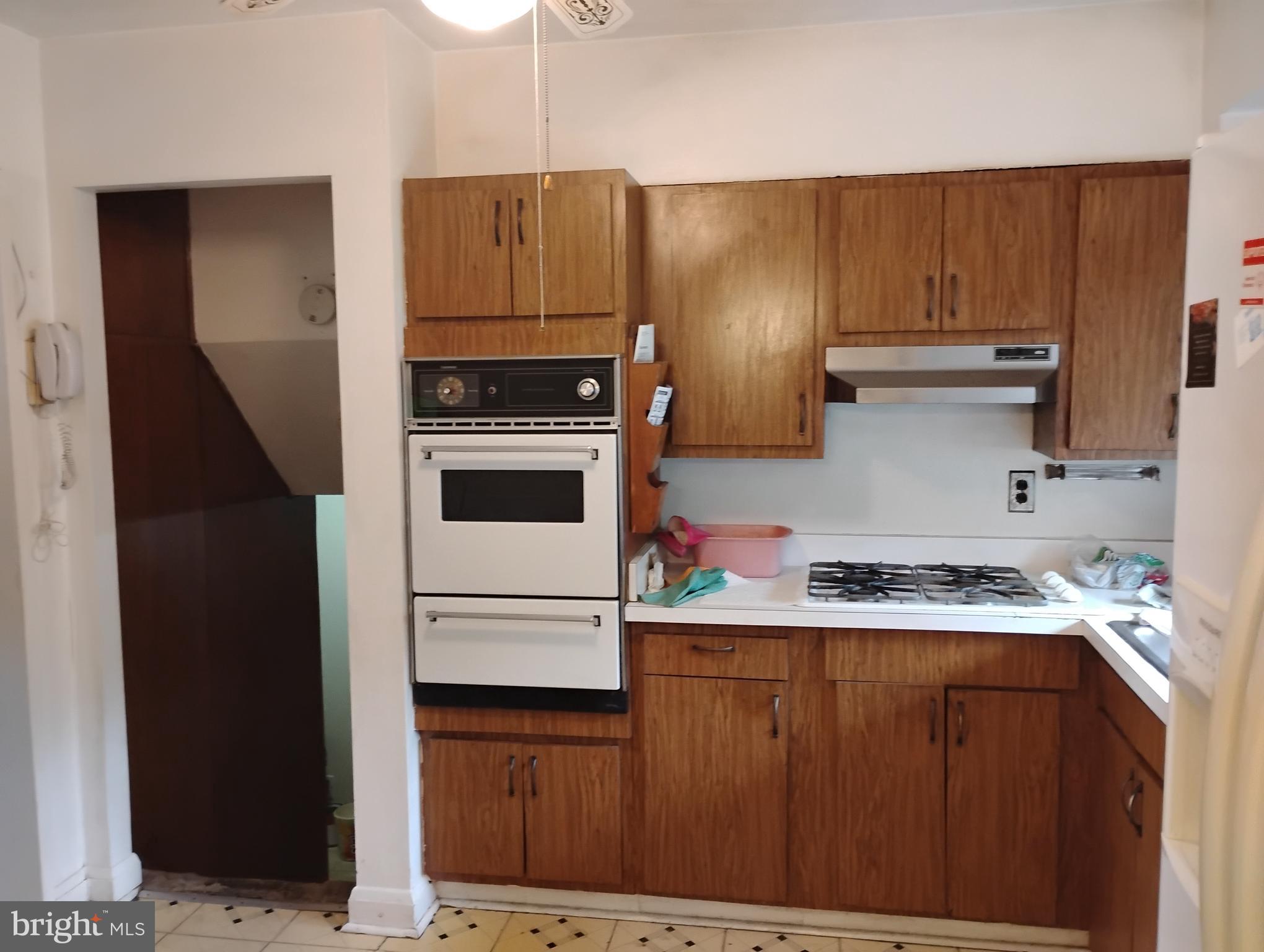 3733 Coronado Road Baltimore, MD 21244 - Photo 14 of 76