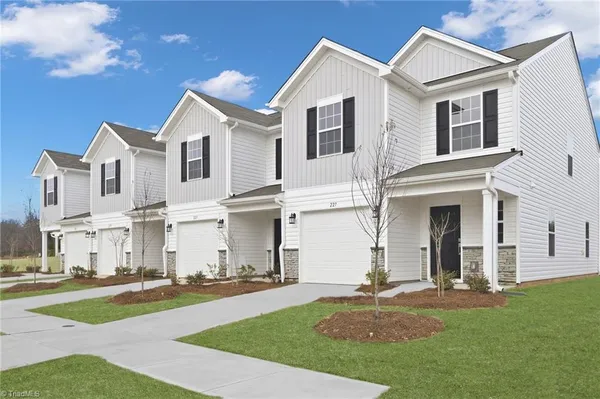 $237,499 | 248 Plumtree Court, King, NC 27021