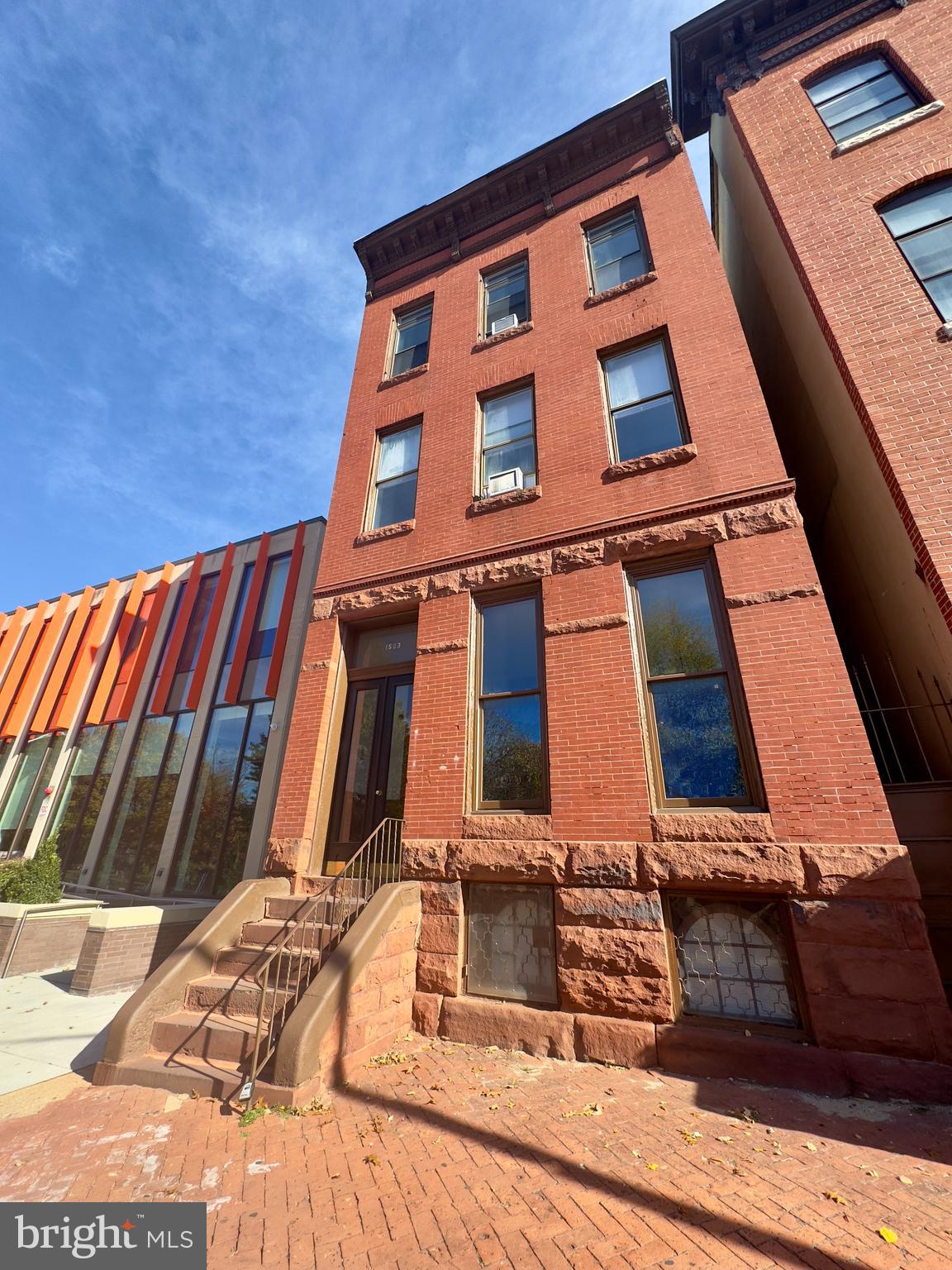 a view of a large building