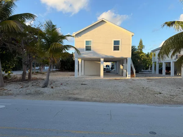 $995,000 | 27452 Anguila Lane, Summerland Key, FL 33042