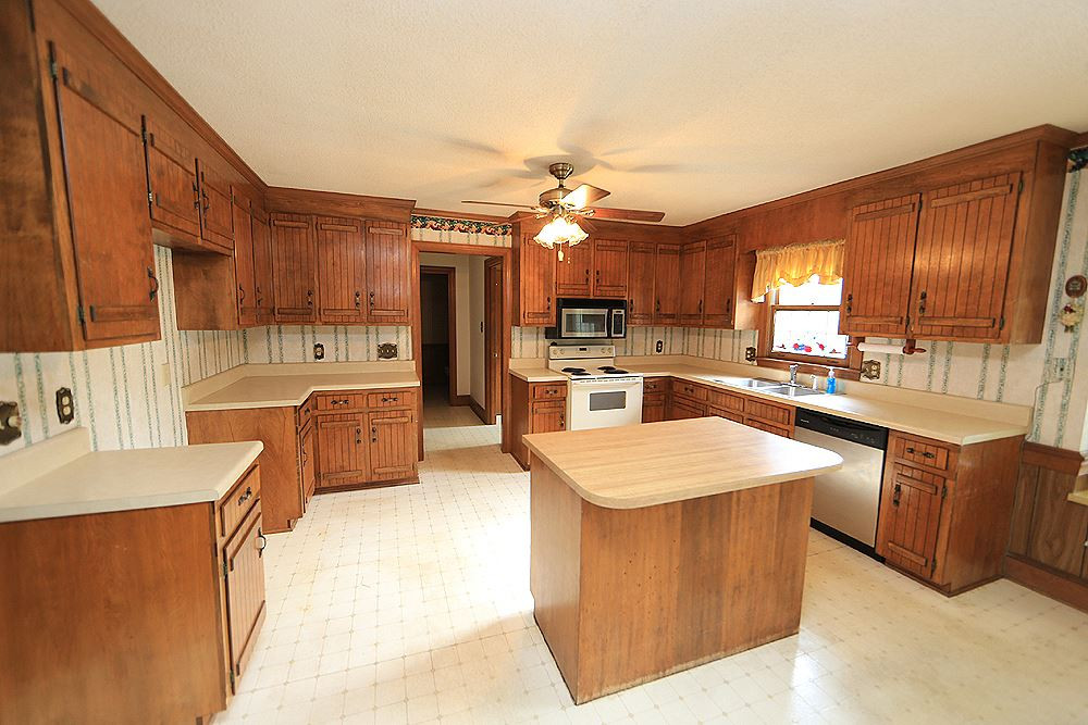 5700 Castlebrook Drive Raleigh, NC 27604 - Photo 5 of 29 Photo 5