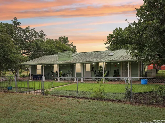 $520,000 | 721 Rocky Creek Road, Fredericksburg, TX 78624
