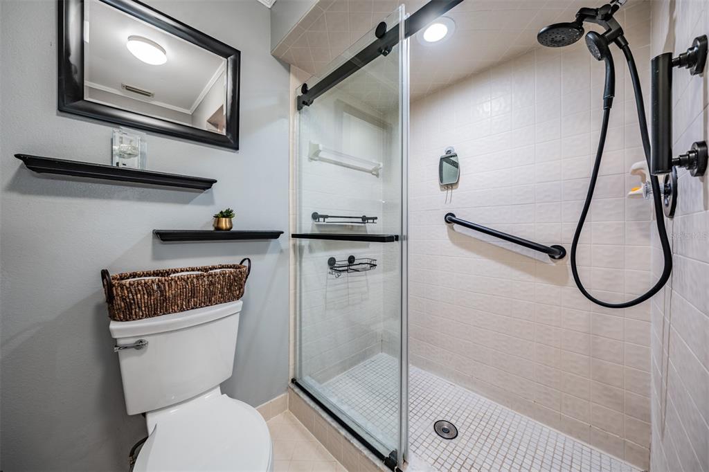 1801 East Lake Road South, Unit 6J Palm Harbor, FL 34685 - Photo 23 of 45
