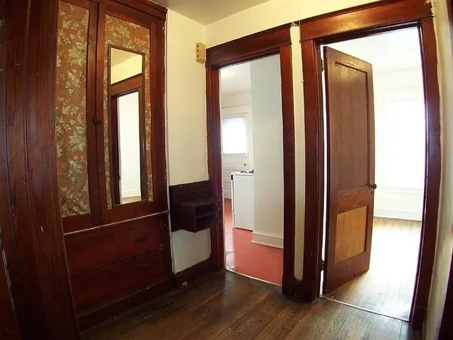 $419,000 | 37 East 32nd Street, Kansas City, MO 64111