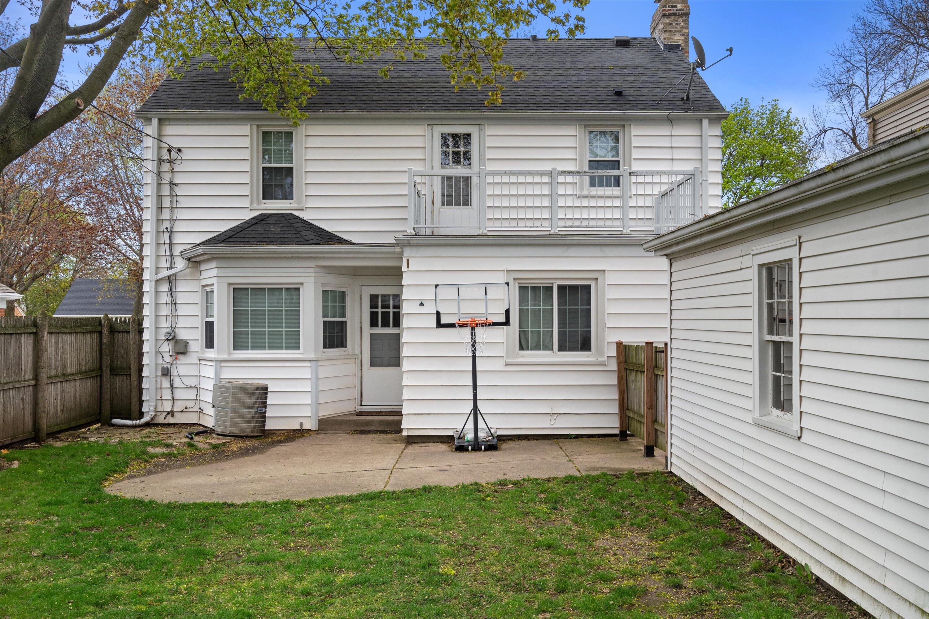 722 Orchard Street Racine, WI 53405 - Photo 38 of 42 44-DSC00619