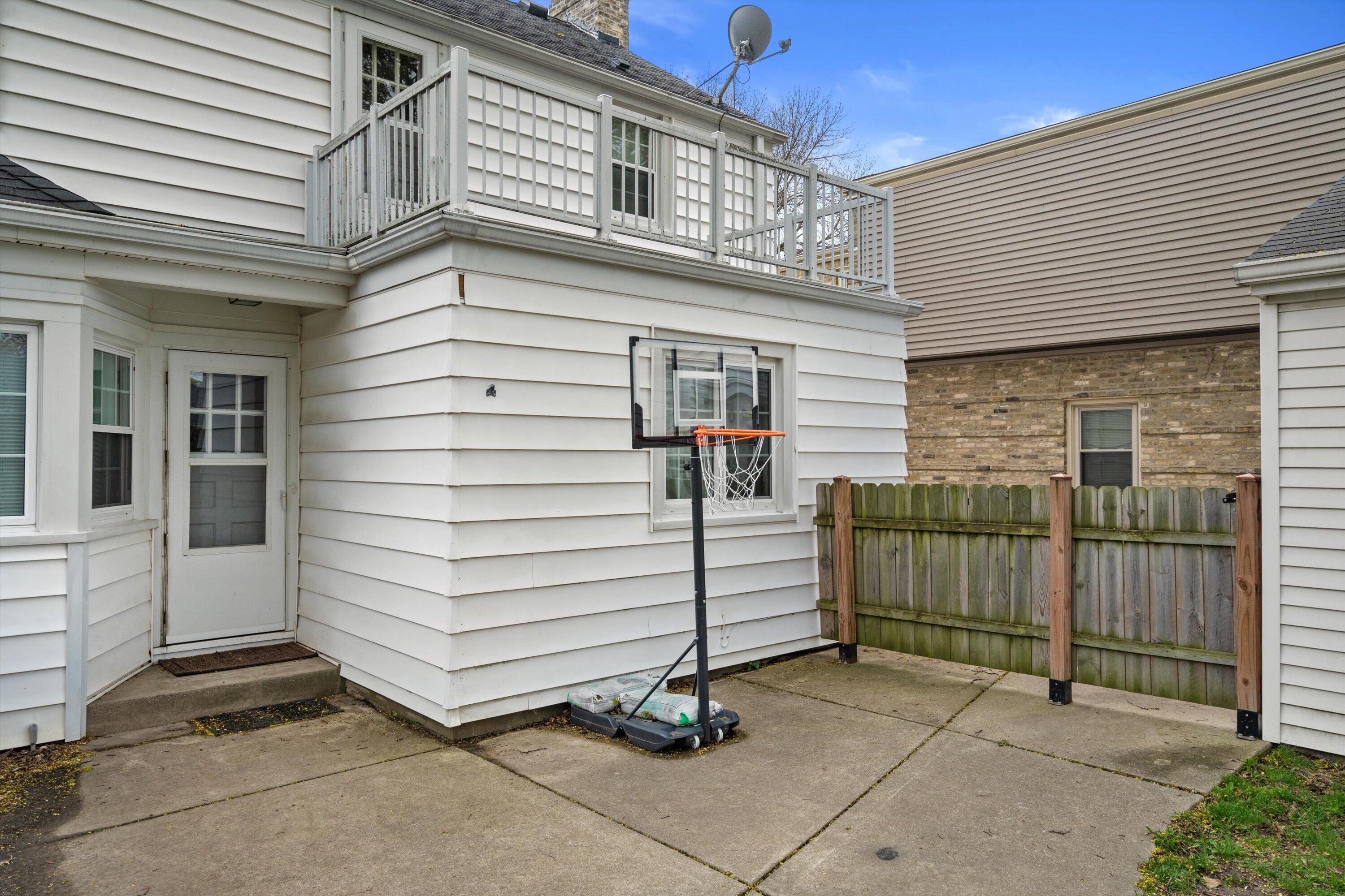 722 Orchard Street Racine, WI 53405 - Photo 41 of 42 41-DSC00601