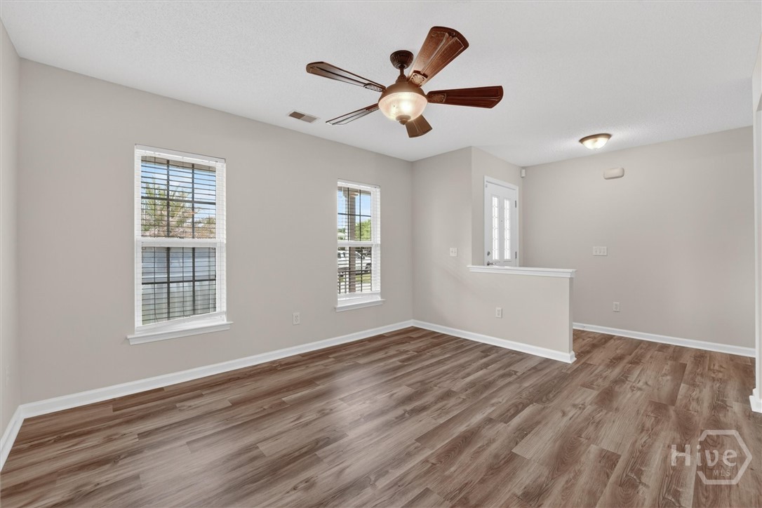 15 Bainbridge Way Pooler, GA 31322 - Photo 4 of 38