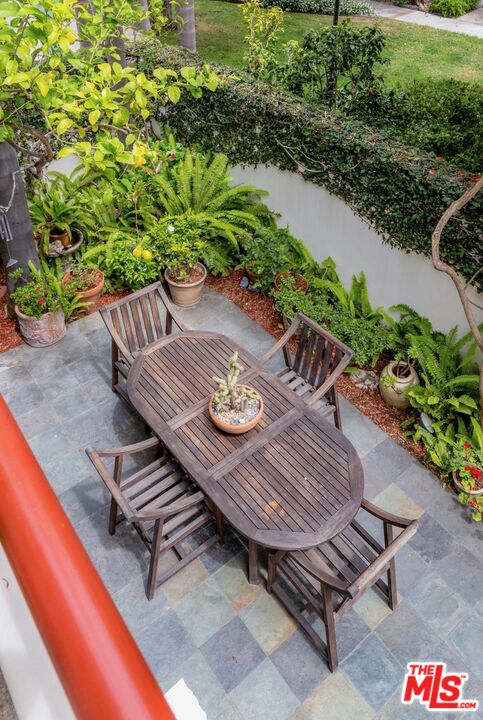 121 Outrigger Mall Marina del Rey, CA 90292 - Photo 25 of 40