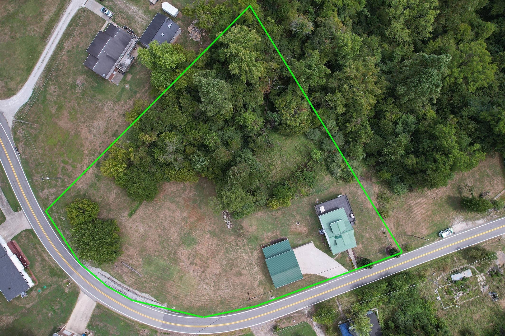 4682 Green Valley Road Huntington, WV 25701 - Photo 10 of 32 Gallery Image 10