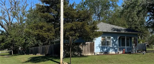 $142,900 | 212 Walnut Street, Dearing, KS 67340