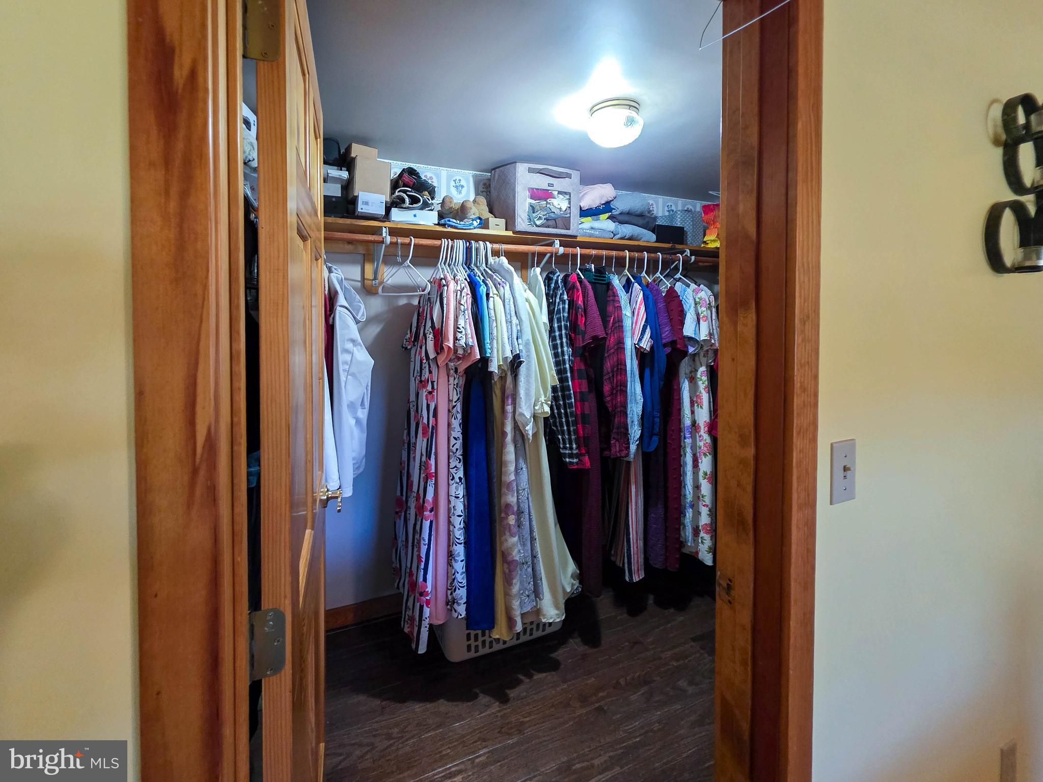 14637 Bain Road Hancock, MD 21750 - Photo 44 of 109 Walk in closet main level