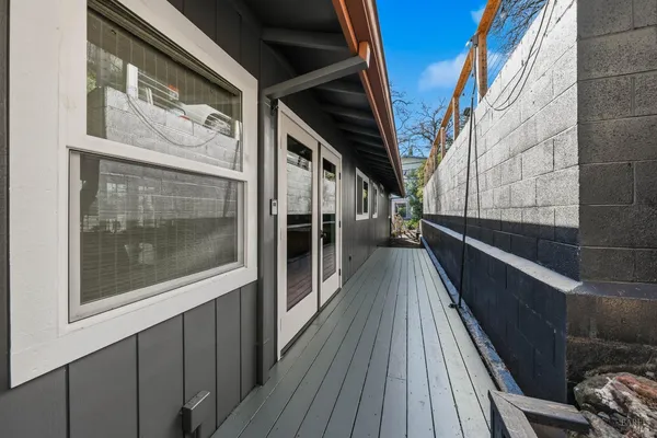 $575,000 | 5740 Sunrise Drive, Lower Lake, CA 95457