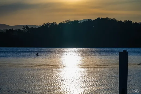 $575,000 | 5740 Sunrise Drive, Lower Lake, CA 95457