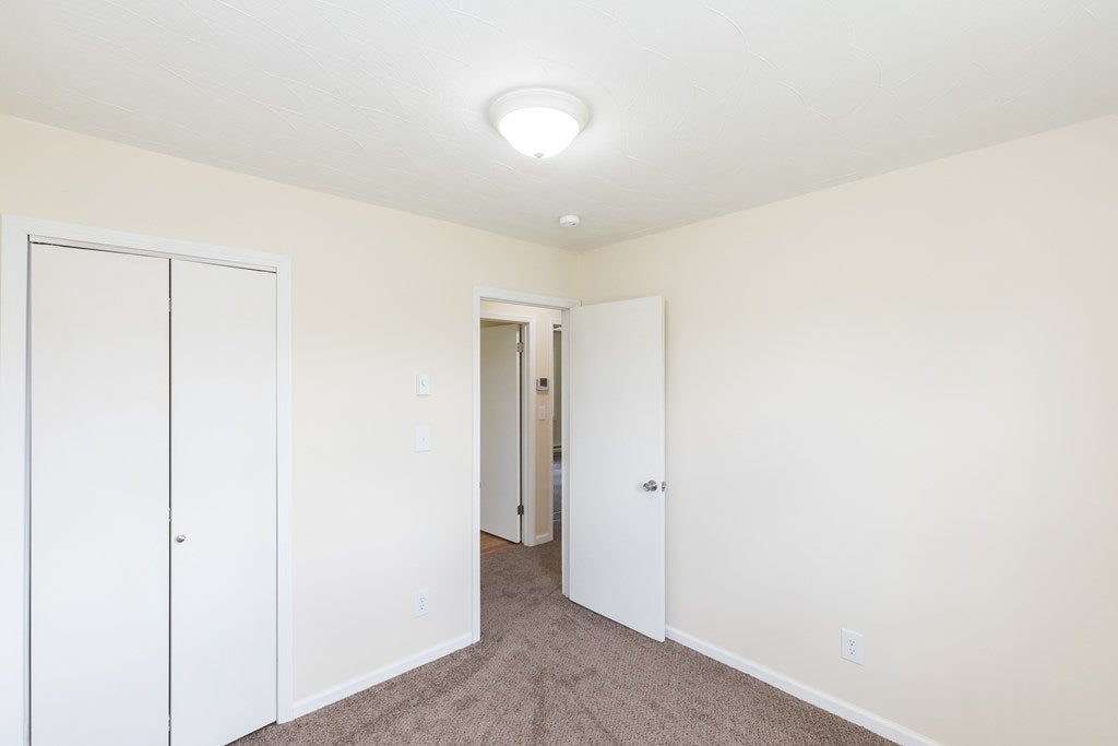236 Whispering Pines Road Max Meadows, VA 24360 - Photo 35 of 74 Gallery Image 35