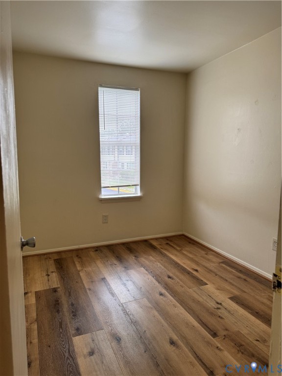 419 Roxana Road Henrico, VA 23075 - Photo 5 of 17 Room featuring wood-finish flooring, a single wind