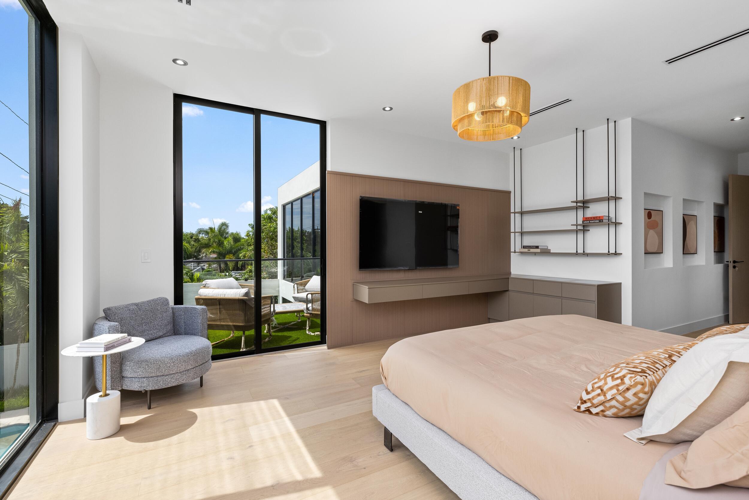 1174 Southwest 9th Avenue Boca Raton, FL 33486 - Photo 12 of 22 Master Bed 34