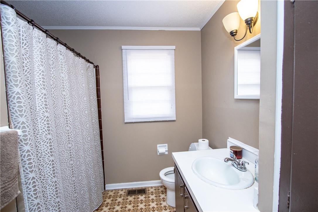 206 Torrington Road Walhalla, SC 29691 - Photo 13 of 30 Gallery Image 13
