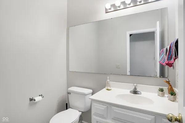 $2,950 | 13560 Kingsbury Drive, Carmel, IN 46032