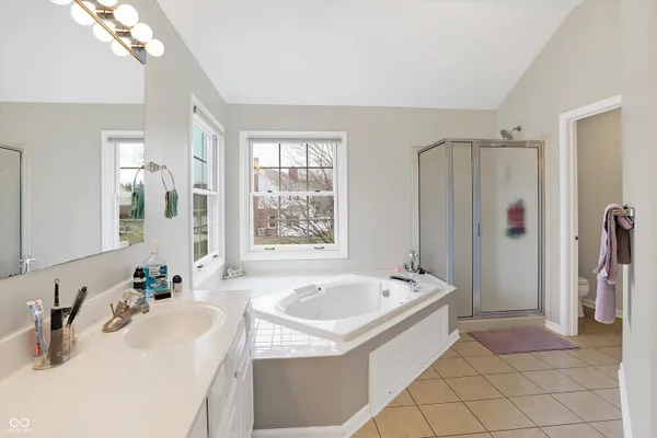 $2,950 | 13560 Kingsbury Drive, Carmel, IN 46032