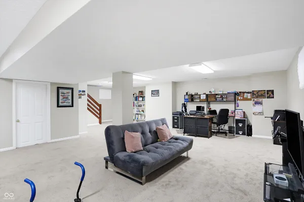 $2,950 | 13560 Kingsbury Drive, Carmel, IN 46032