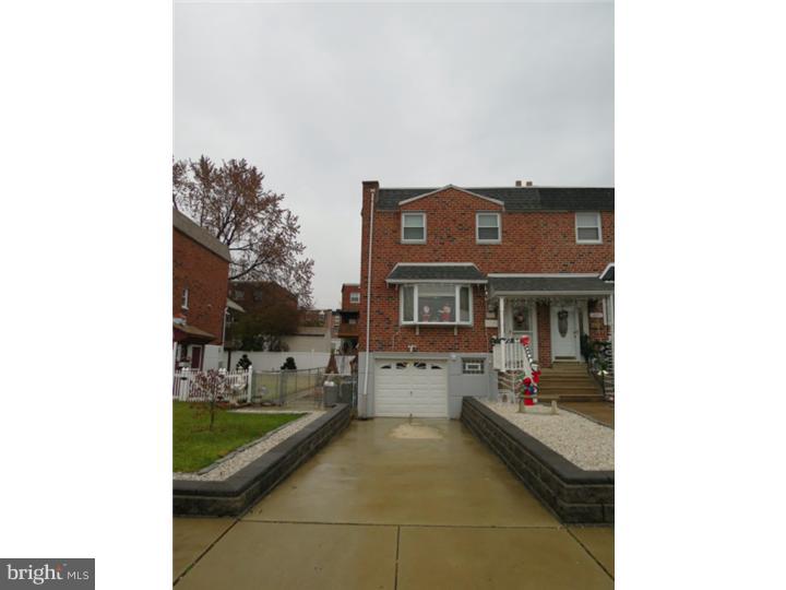 3317 Lester Road Philadelphia, PA 19154 - Photo 1 of 18 Exterior Front