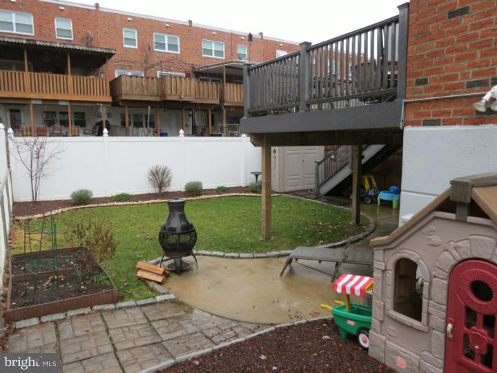 3317 Lester Road Philadelphia, PA 19154 - Photo 13 of 18 Back Yard