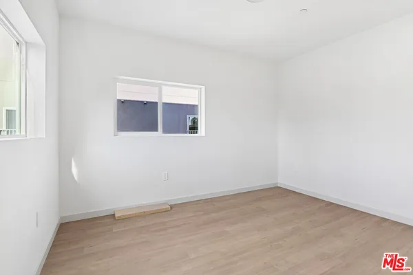 $6,450 | 2521 South Orange Drive, Los Angeles, CA 90016