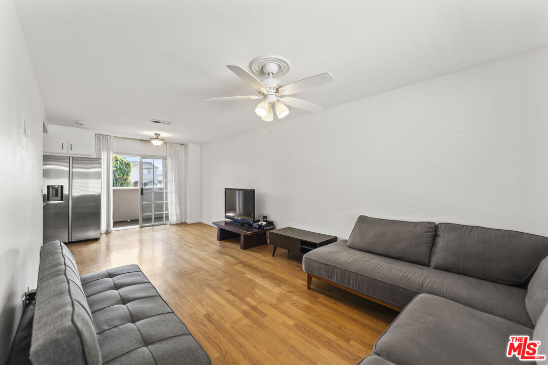 4449 163rd Street Lawndale, CA 90260 - Photo 5 of 31