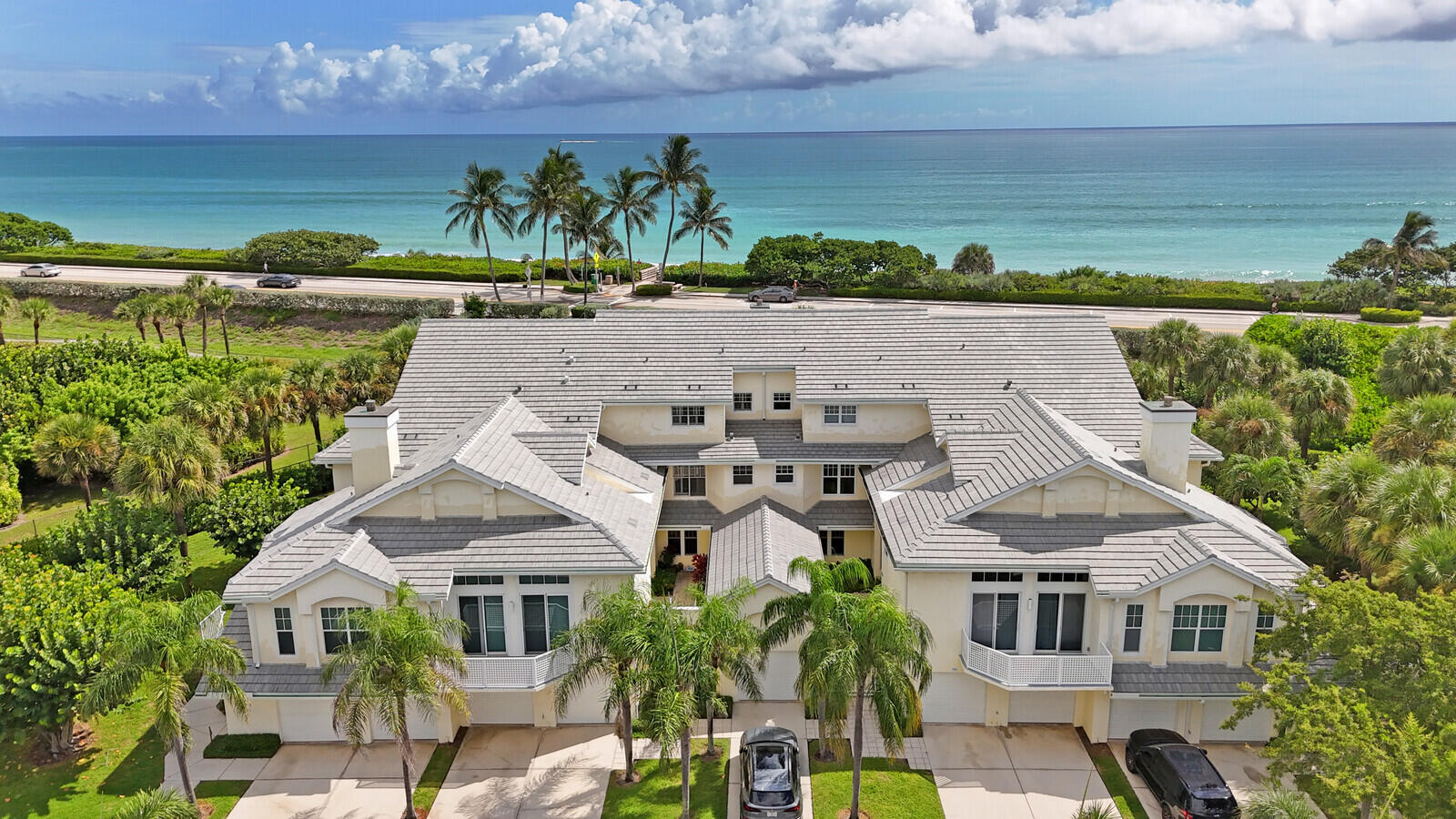 705 Mainsail Circle Jupiter, FL 33477 - Photo 41 of 51 a aerial view of a house with a ocean view