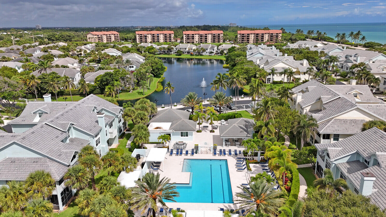 705 Mainsail Circle Jupiter, FL 33477 - Photo 46 of 51 an aerial view of multiple house